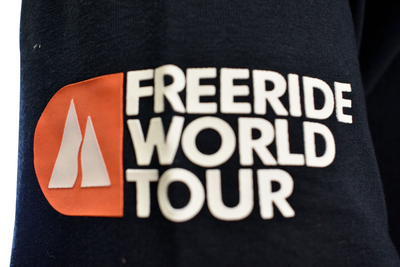 Peak Performance Men's T-Shirt Black Freeride World Tour S/S (S02)