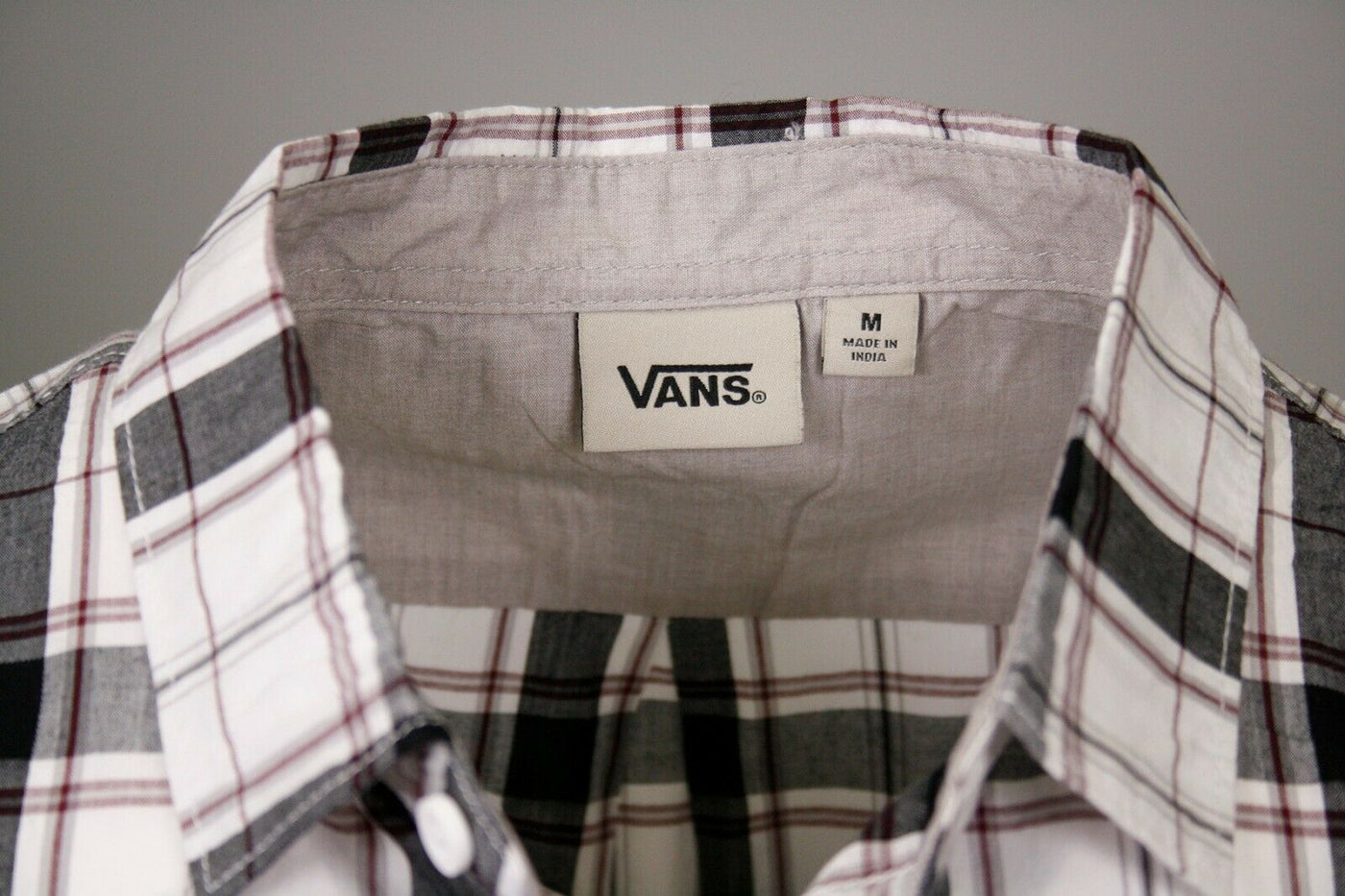 Vans Men's Charmster 2-K White Black Red Plaid S/S Woven Shirt (Size Medium)