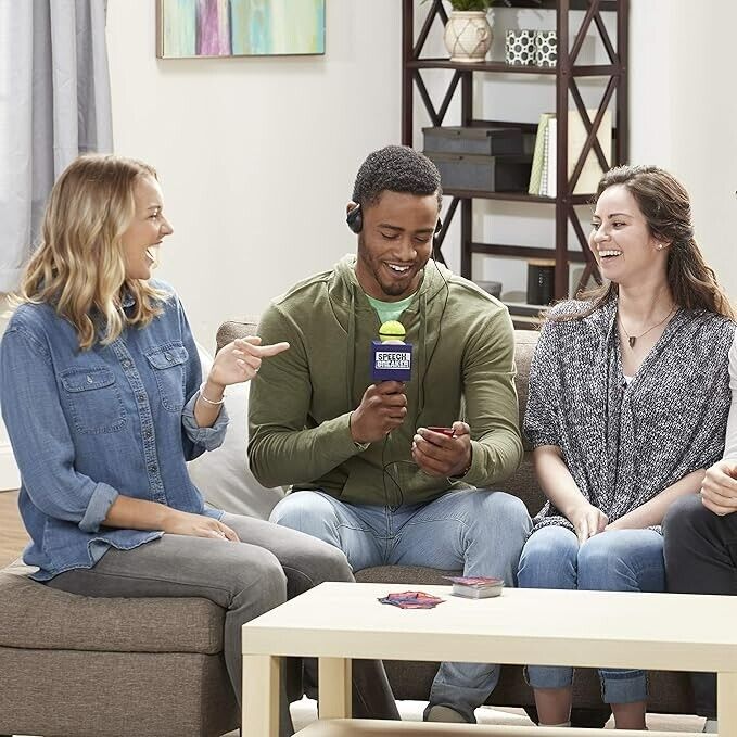 Hasbro Speech Breaker Game The Voice-Jamming Challenge (S16)