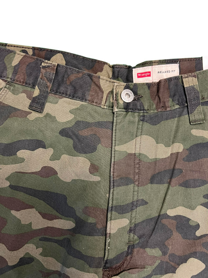 Wrangler Men's Smooth Camo Pant Fleece Lined Cargo Relaxed Fit Five Star (S02)