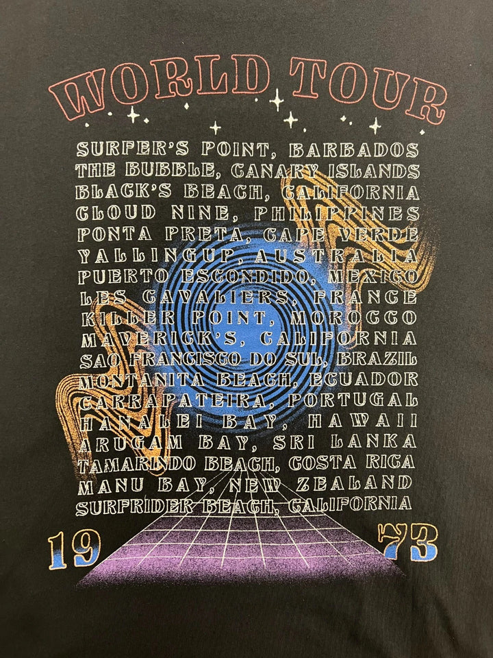 Billabong Women's Black T-Shirt World Tour 1973 Graphic Print Tee S/S (S01)