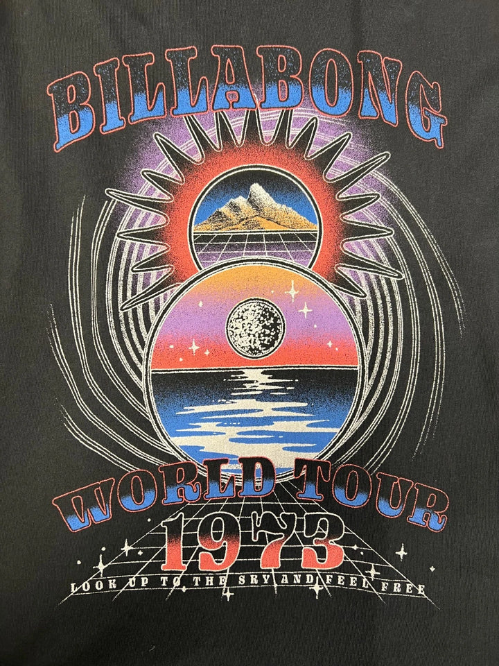 Billabong Women's Black T-Shirt World Tour 1973 Graphic Print Tee S/S (S01)