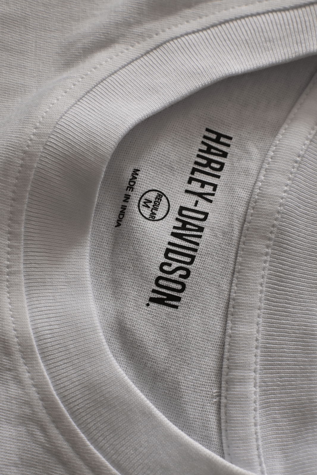 HD Branded Men's T-Shirt White Motorcycle Helmet Short Sleeve (S50)