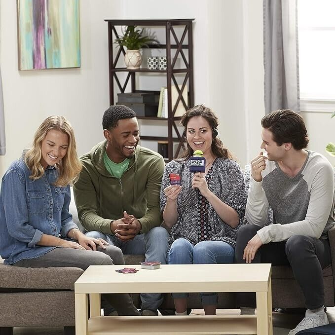 Hasbro Speech Breaker Game The Voice-Jamming Challenge (S16)