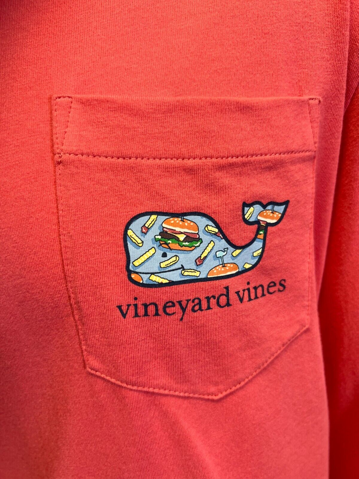 Vineyard Vines Men's Jetty Red T-Shirt Burgers & Fries Whale Fill L/S Tee (S01)