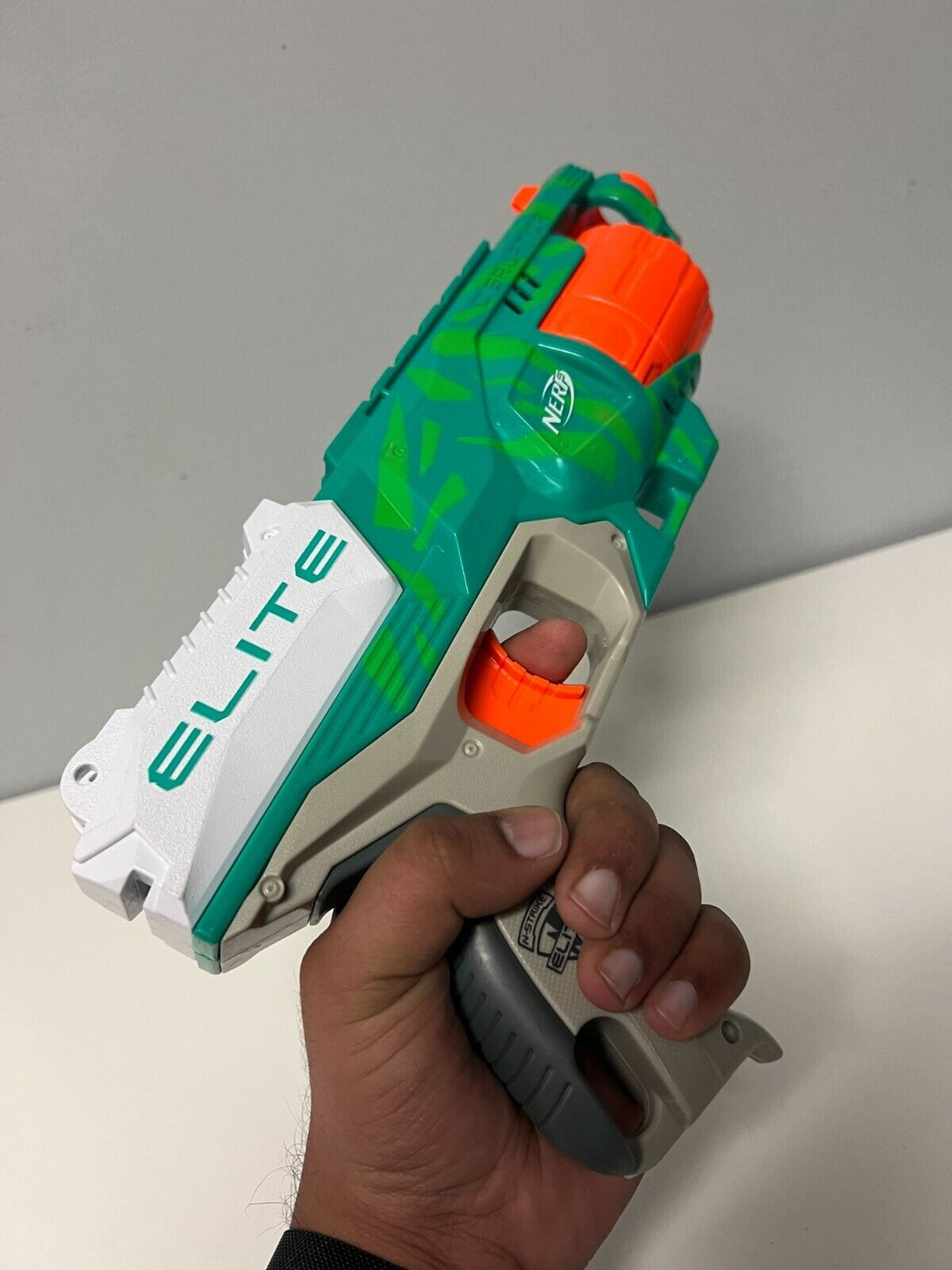 Hasbro Nerf Elite Disruptor 6-Dart Rotating Drum Dynamic Green