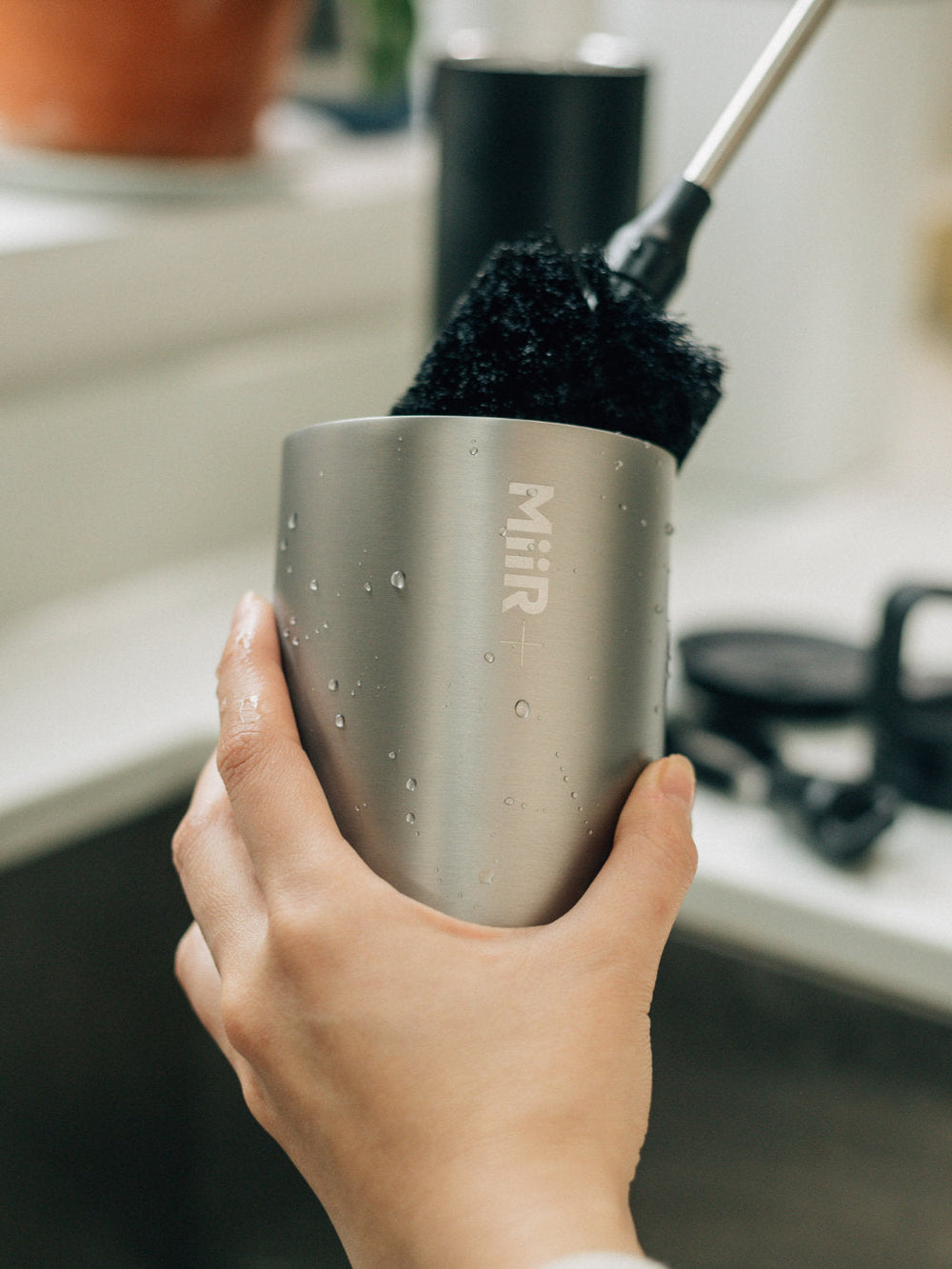 MiiR Essential Long-Handle Bottle Brush – product view 3