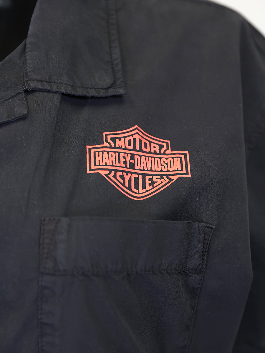 Harley-Davidson Women's Black Diagonal Paint S/S Woven Shirt (S02)