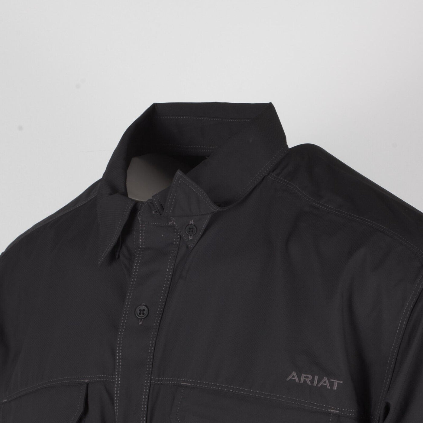Ariat Men's Black Venttek Climate Tek Cooling UPF 50 S/S Woven Shirt (S03)