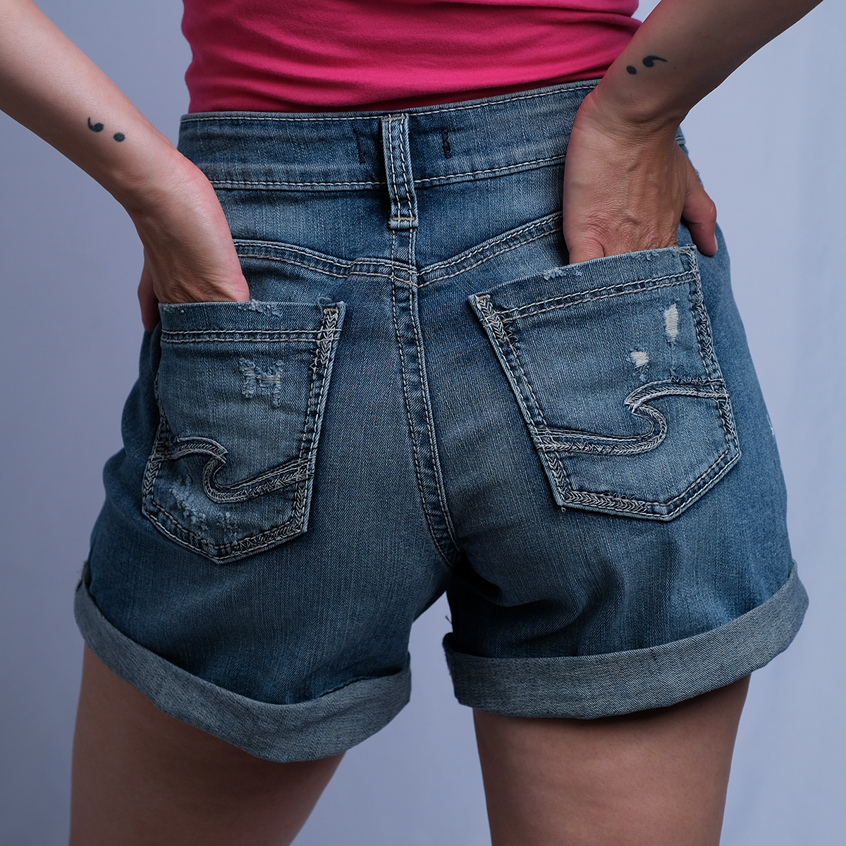 Silver Jeans Co. Women's Boyfriend Midrise Denim Shorts