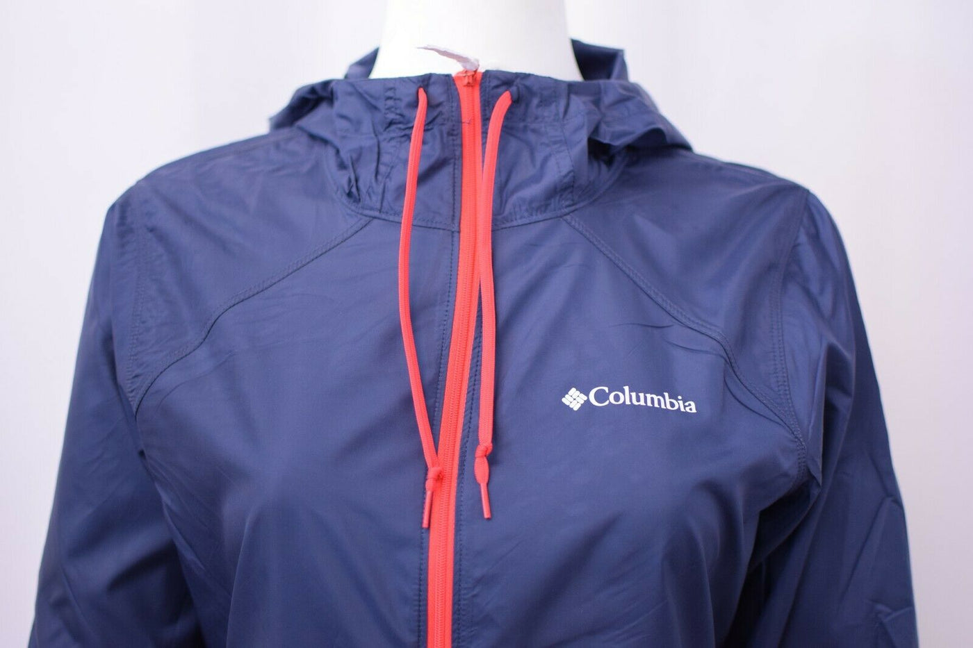 Columbia Women's Center Ridge Lightweight Windbreaker Jacket